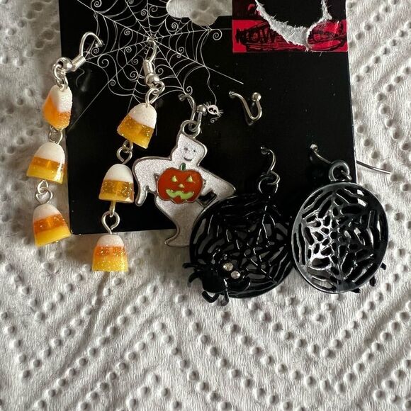 Lot of 3 Halloween Earrings Dangles - Picture 3 of 7